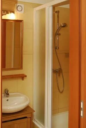 Vararok Apartman Gyula Εξωτερικό φωτογραφία